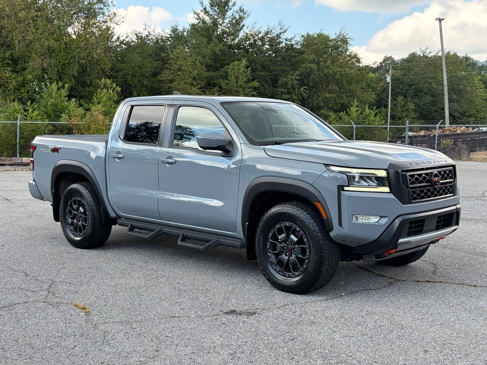 2023 NISSAN Frontier