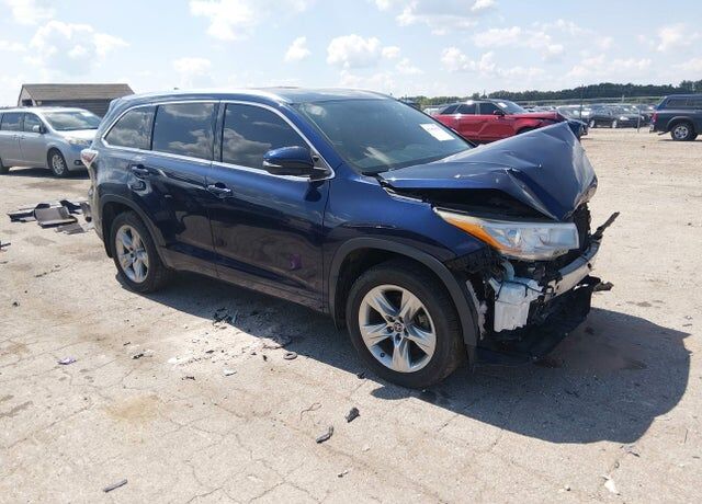 2016 TOYOTA Highlander