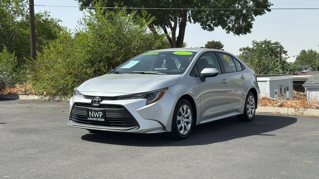 2024 TOYOTA Corolla