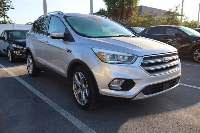 2017 FORD Escape