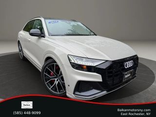 2023 AUDI SQ8