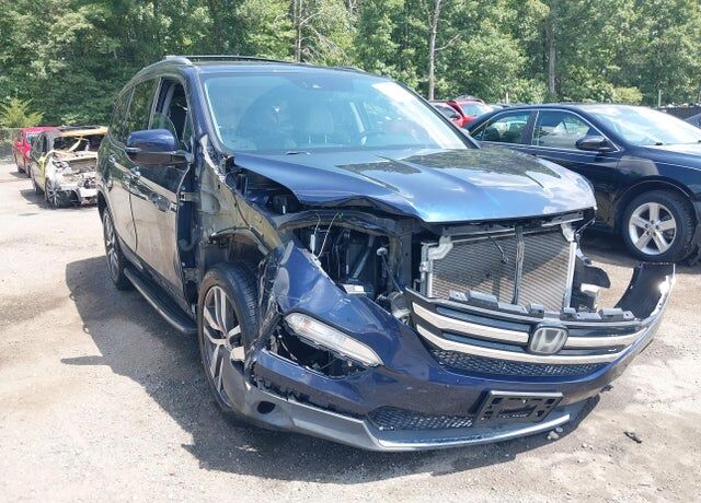 2017 HONDA Pilot
