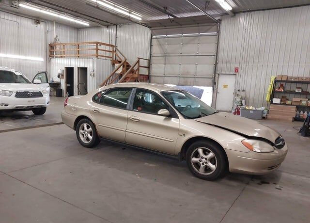 2000 FORD Taurus