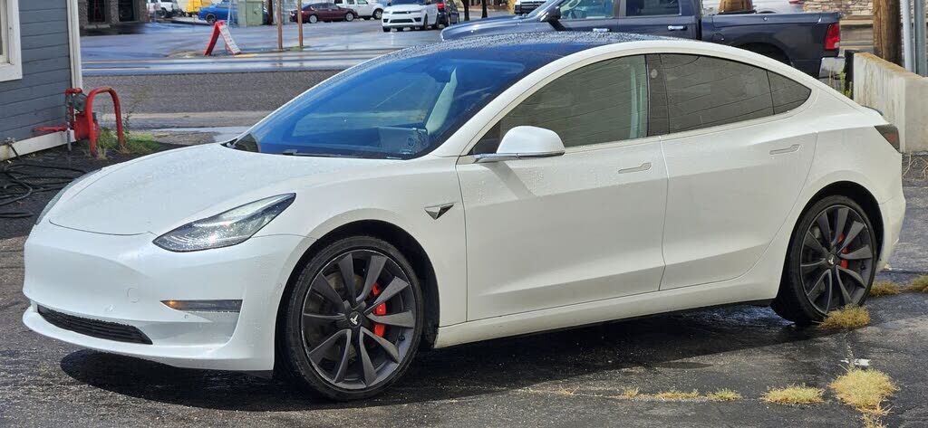 2020 TESLA Model 3