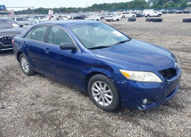 2010 TOYOTA Camry