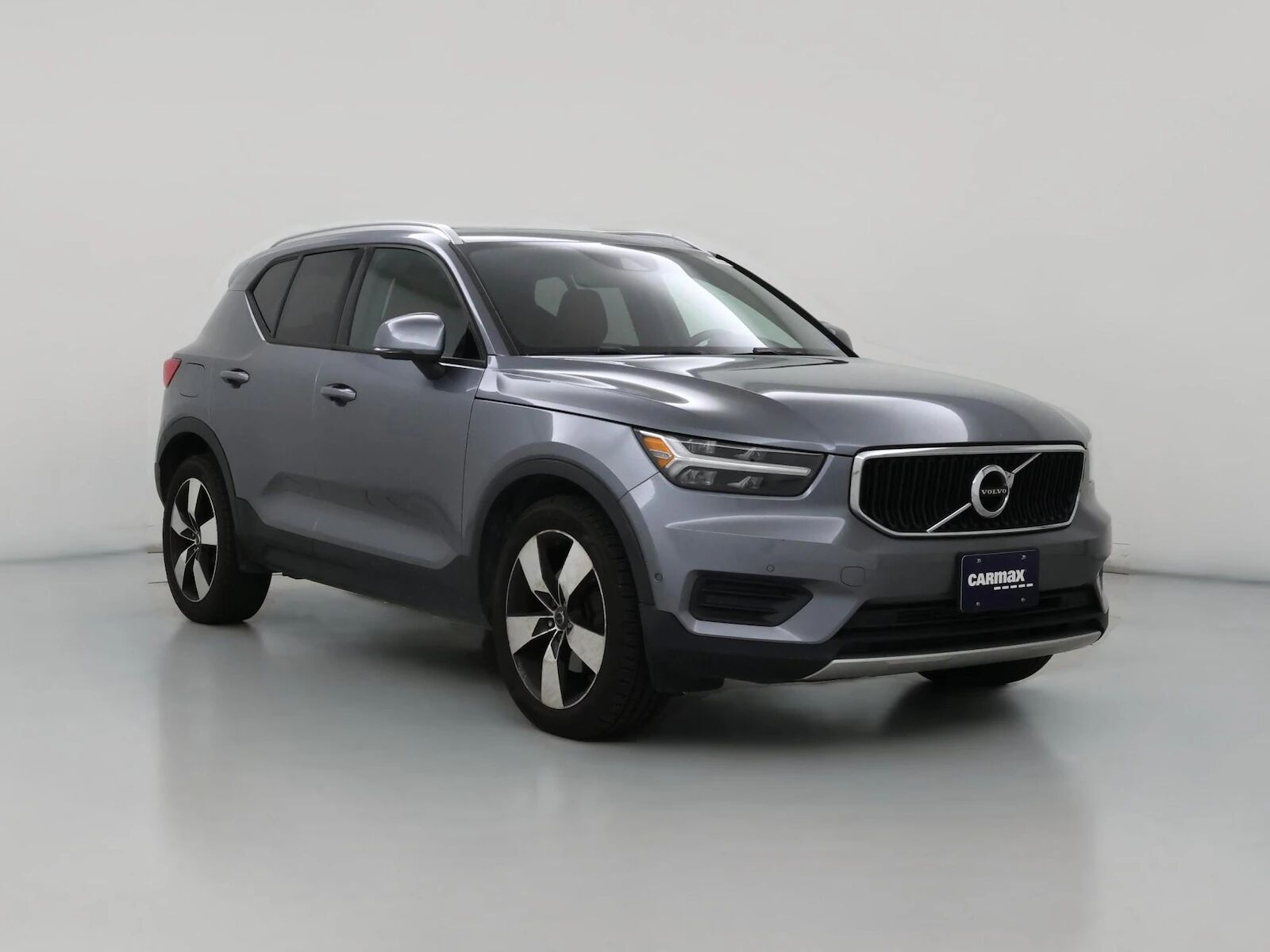 2019 VOLVO XC40