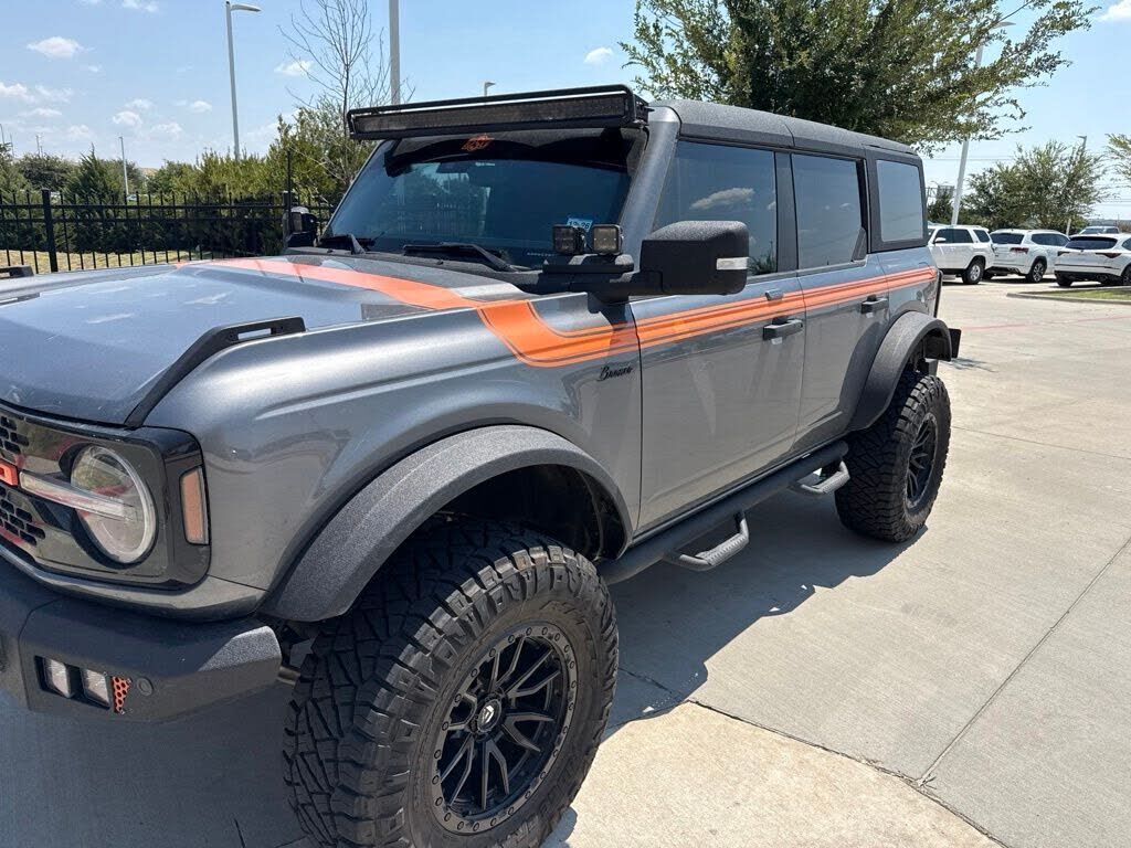 2022 FORD Bronco