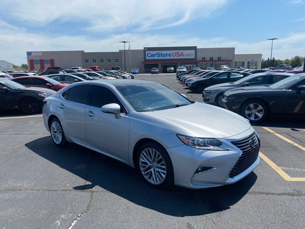 2016 LEXUS ES