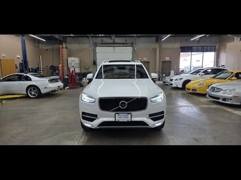 2018 VOLVO XC90