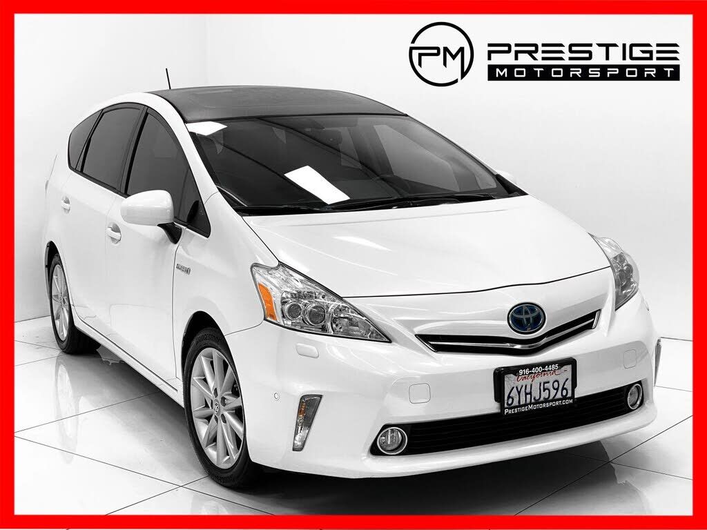 2013 TOYOTA Prius