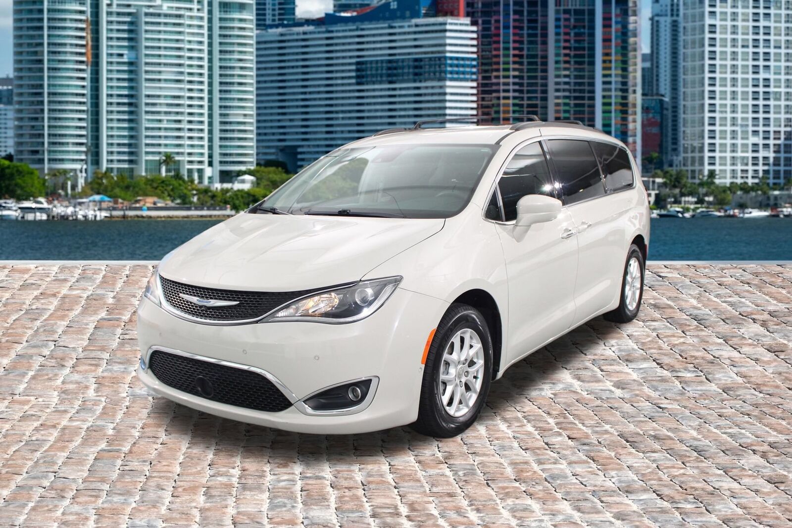 2020 CHRYSLER Pacifica
