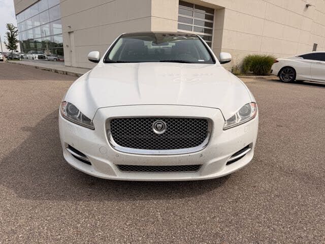 2013 JAGUAR XJ