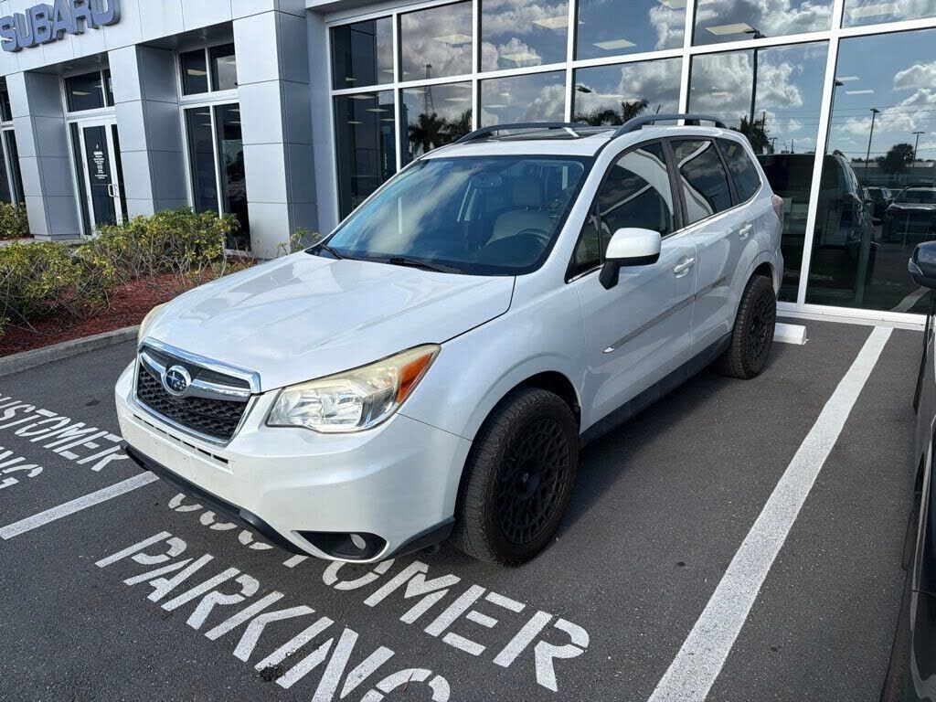 2015 SUBARU Forester