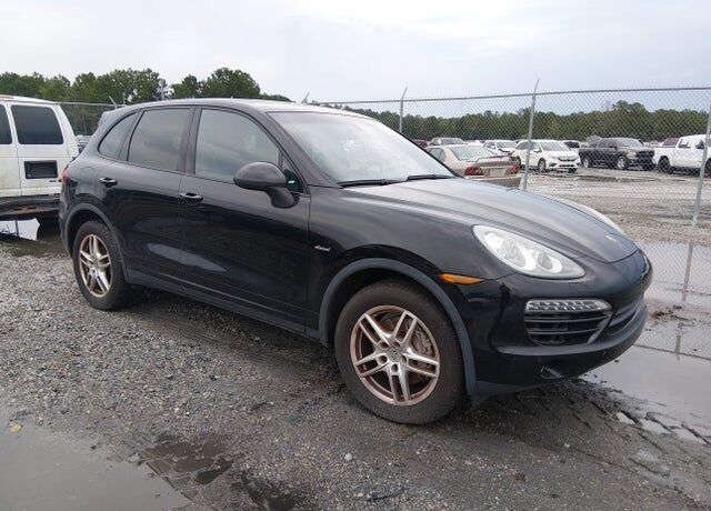2014 PORSCHE Cayenne