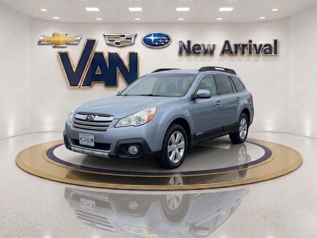 2013 SUBARU Outback