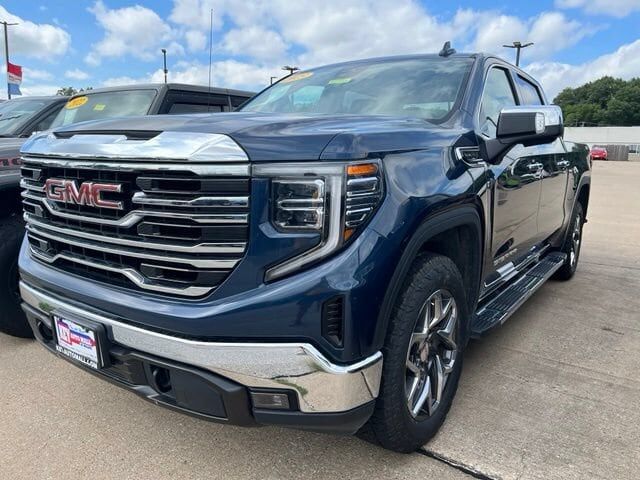 2023 GMC Sierra