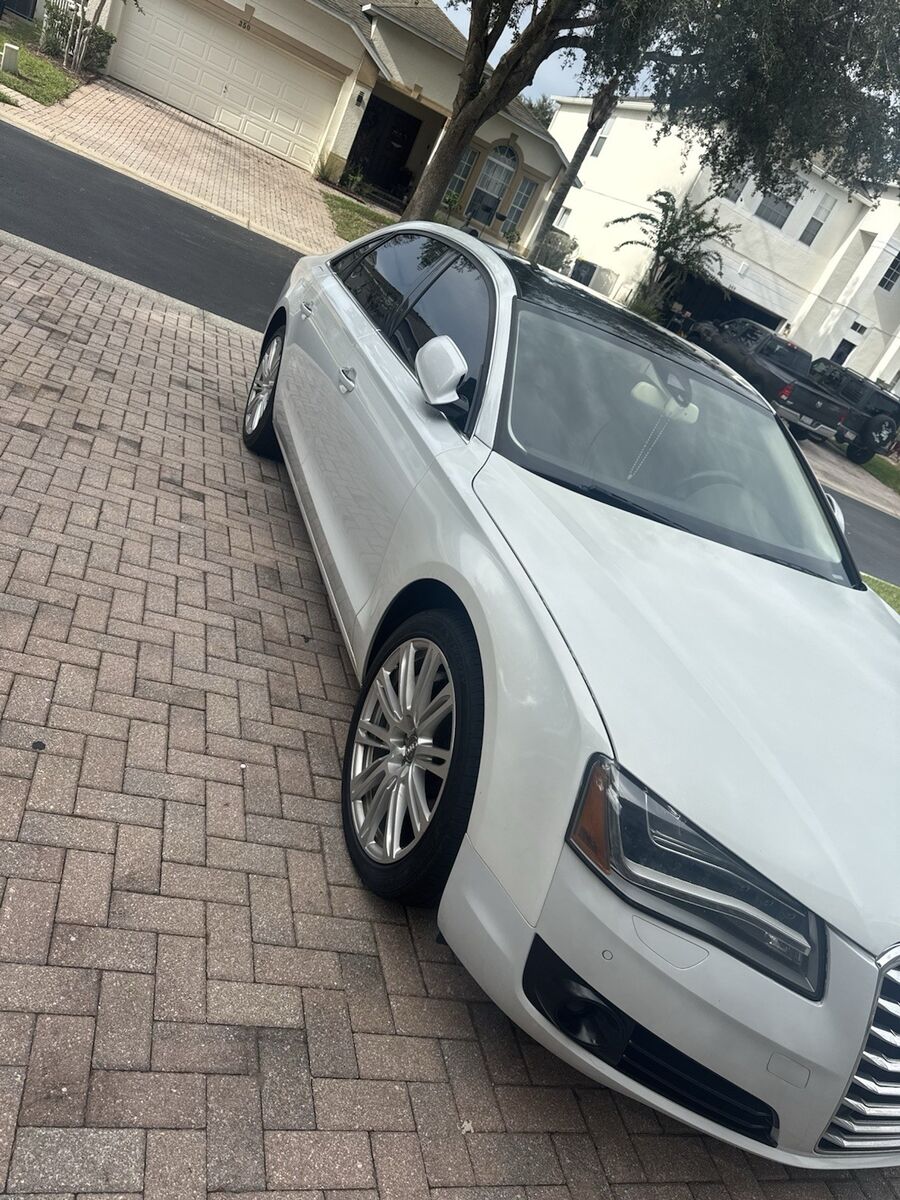 2012 Audi A8