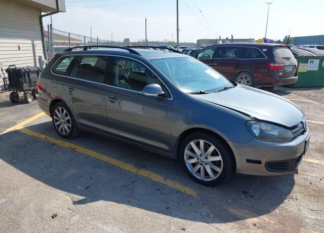 2011 VOLKSWAGEN Jetta Wagon