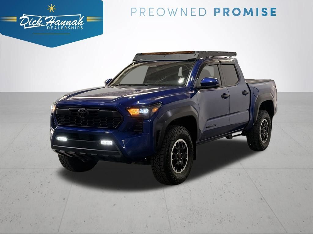 2024 TOYOTA Tacoma
