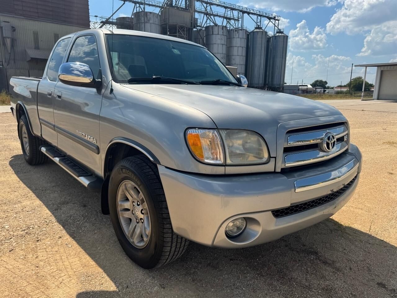 2003 TOYOTA Tundra