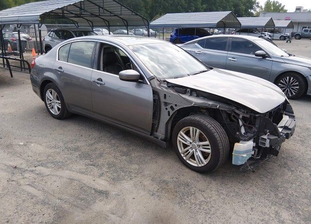 2012 INFINITI G37