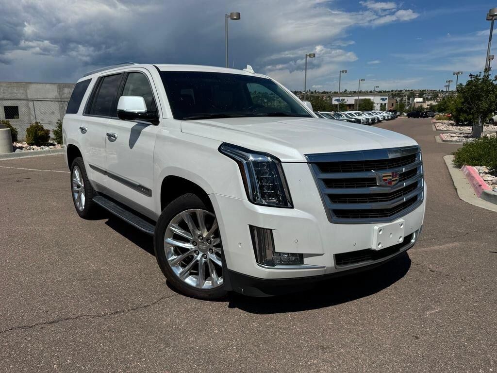 2019 CADILLAC Escalade
