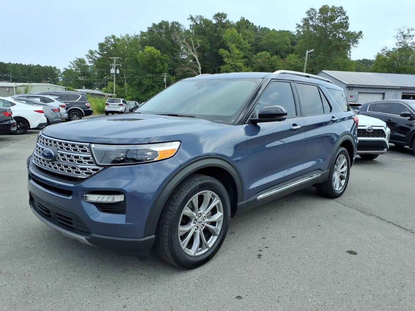 2021 FORD Explorer
