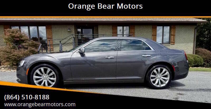 2019 CHRYSLER 300