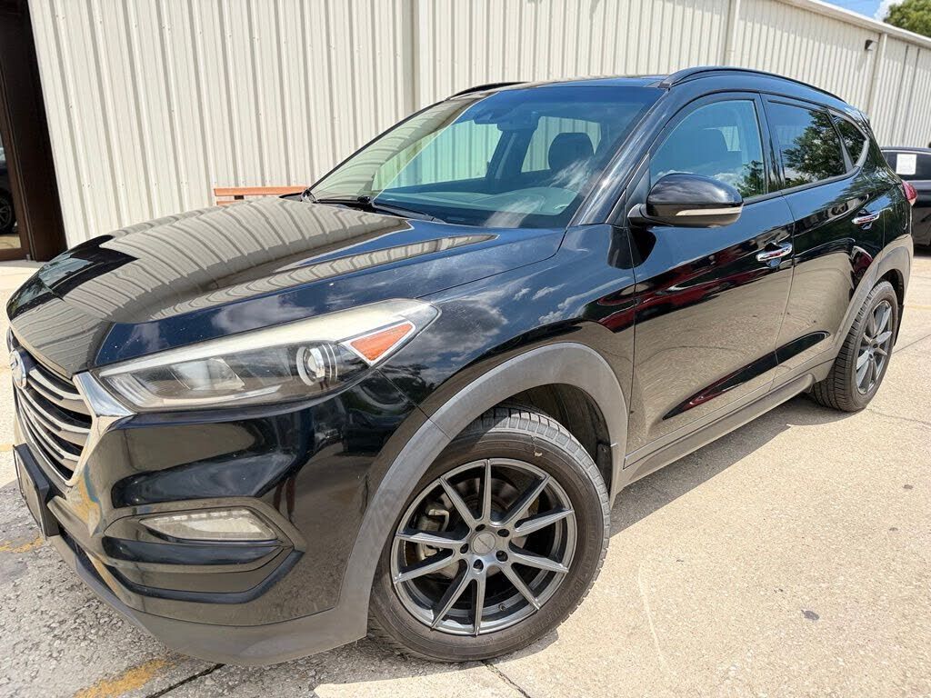 2016 HYUNDAI Tucson