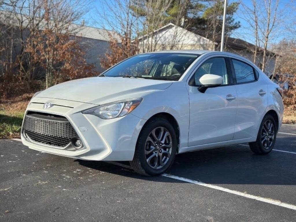 2019 TOYOTA Yaris