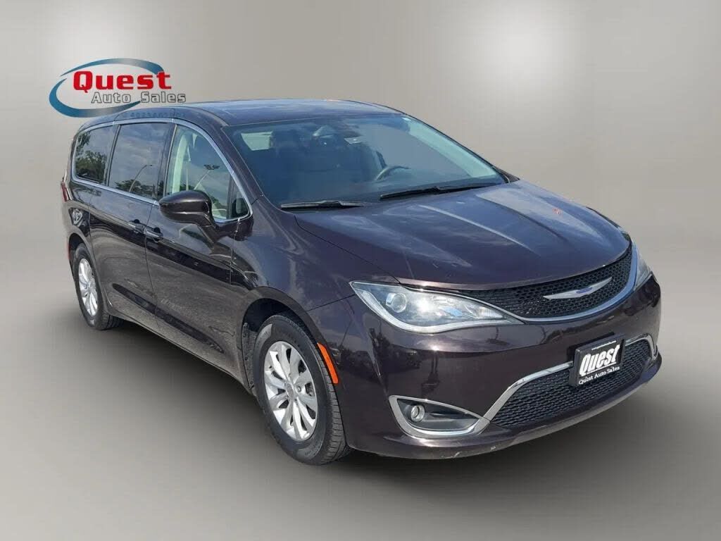 2019 CHRYSLER Pacifica