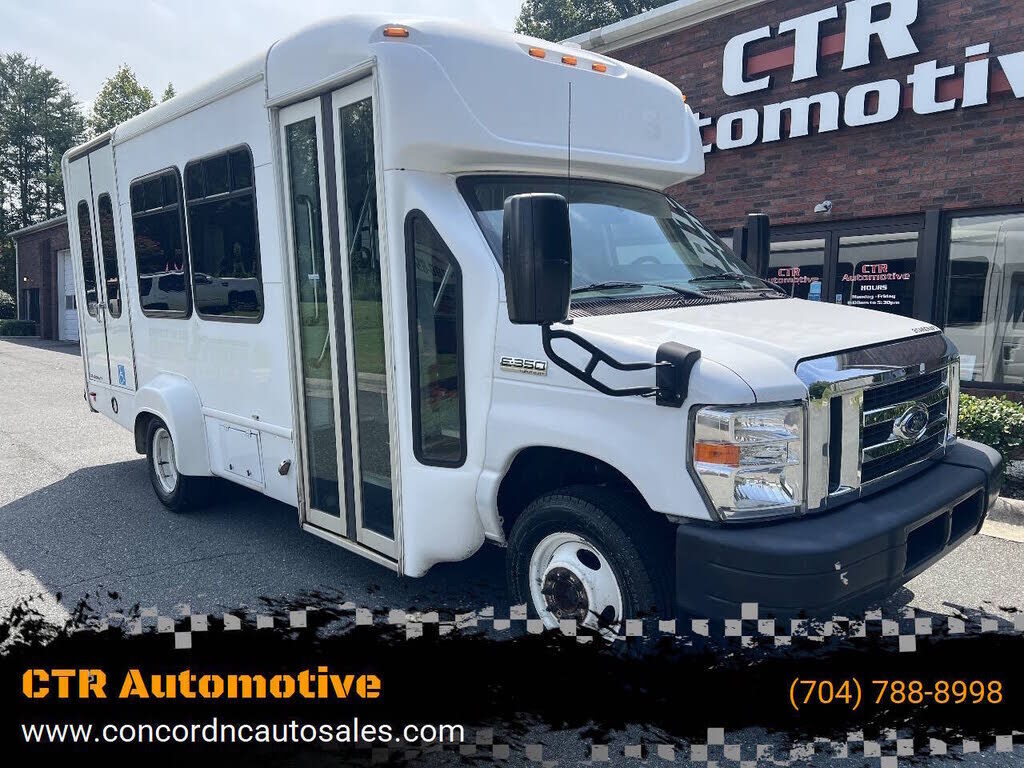 2019 FORD E-350