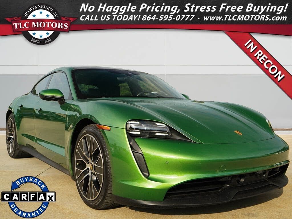 2022 PORSCHE Taycan