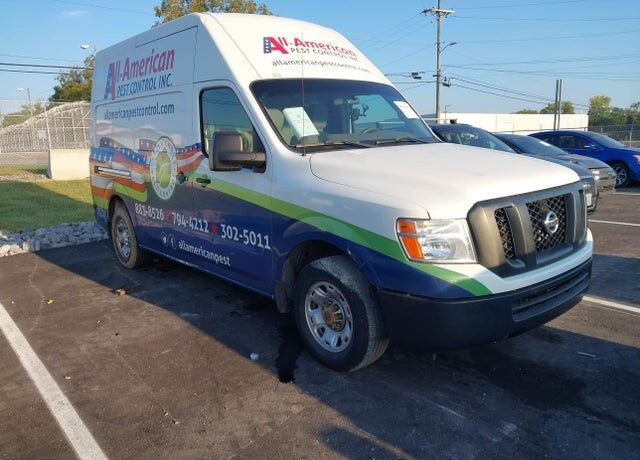 2017 NISSAN NV