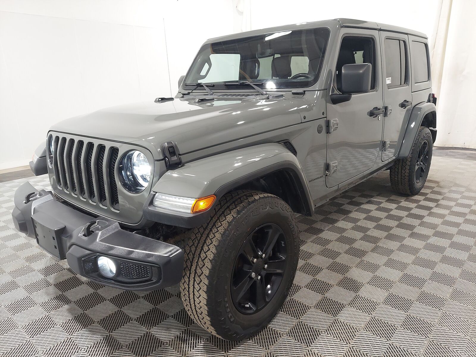 2023 JEEP Wrangler