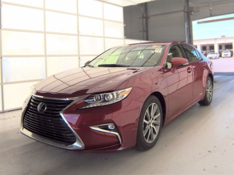 2018 LEXUS ES