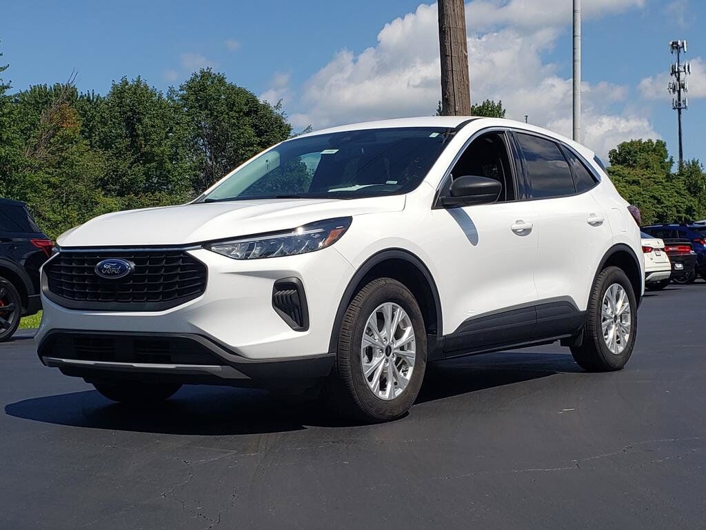 2024 FORD Escape