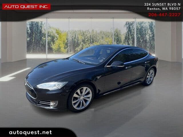 2015 TESLA Model S