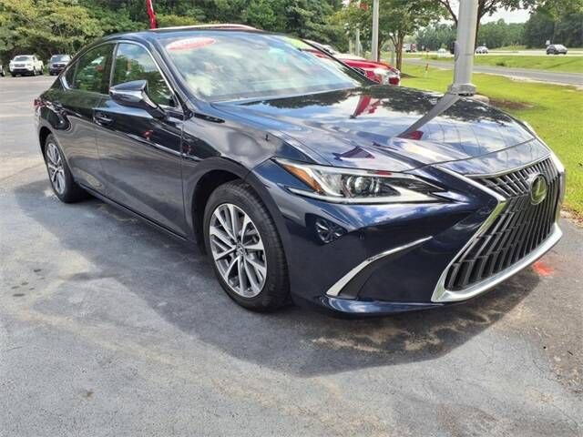 2023 LEXUS ES