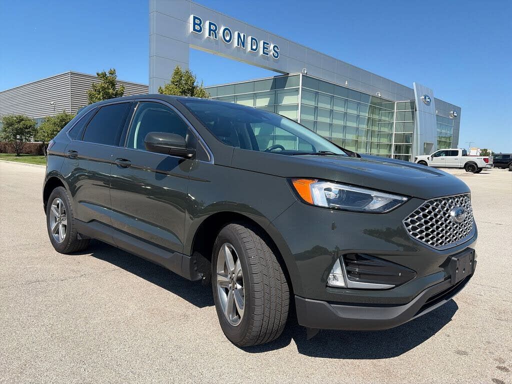 2024 FORD Edge
