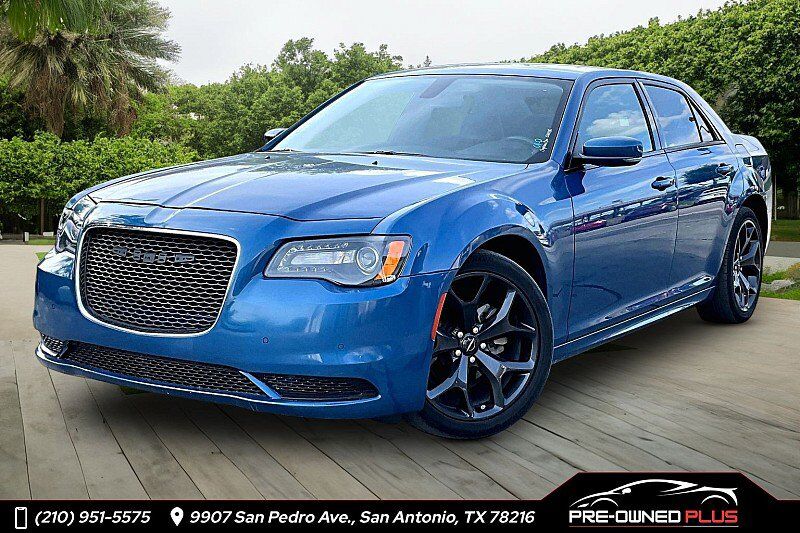 2023 CHRYSLER 300