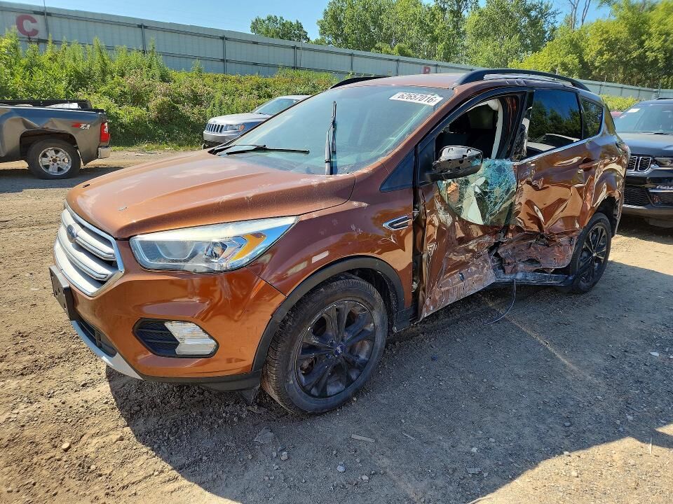 2017 FORD Escape