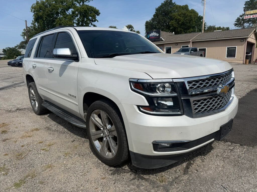 2017 CHEVROLET Tahoe
