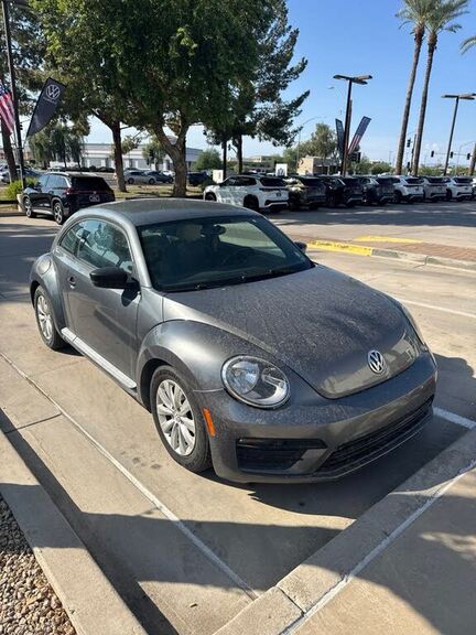 2018 VOLKSWAGEN Beetle