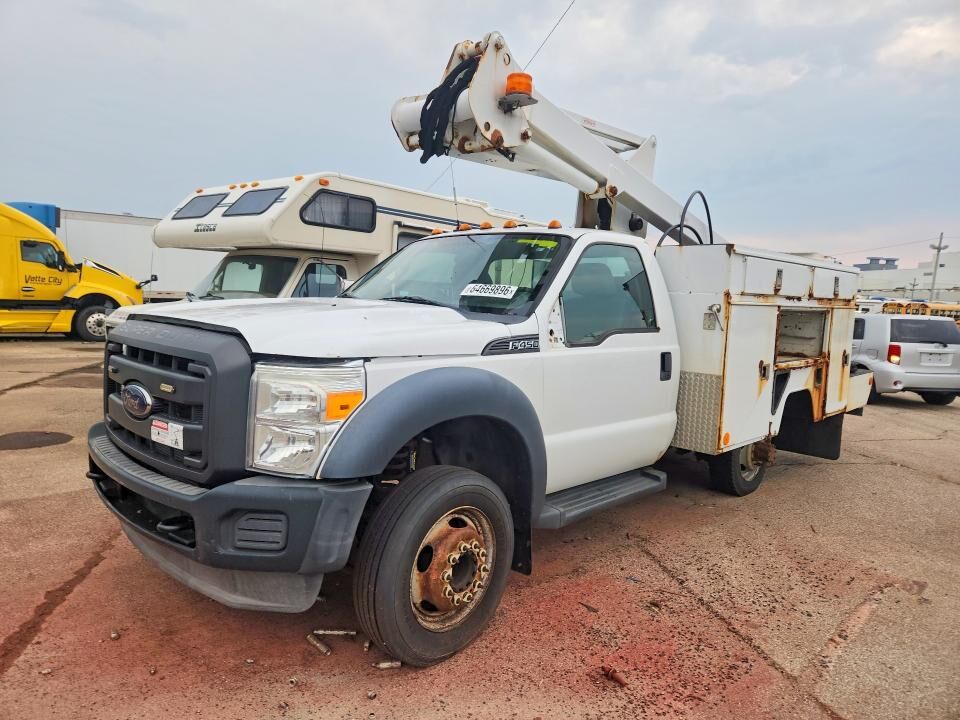 2012 FORD F-450