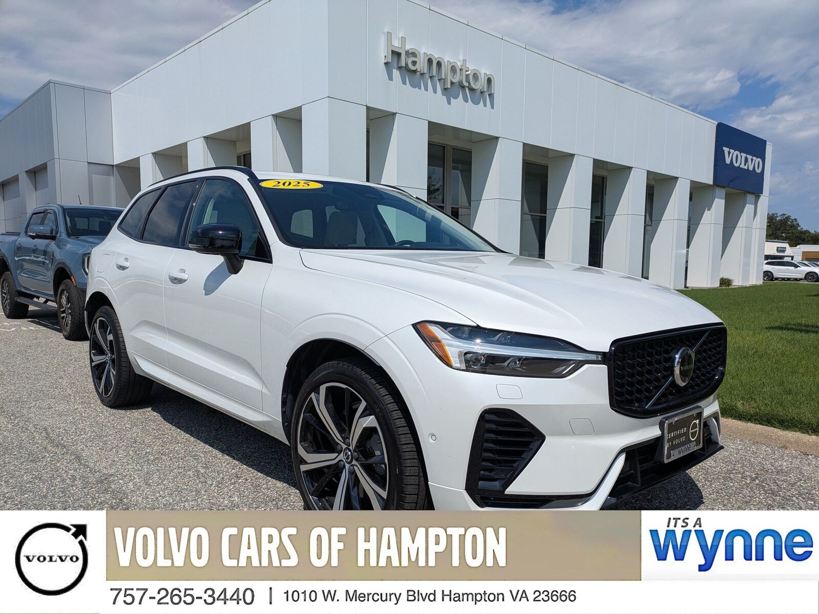 2025 VOLVO XC60