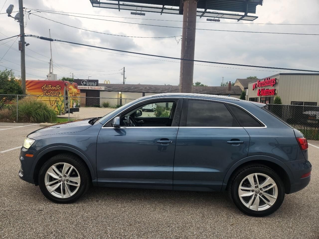 2017 Audi Q3