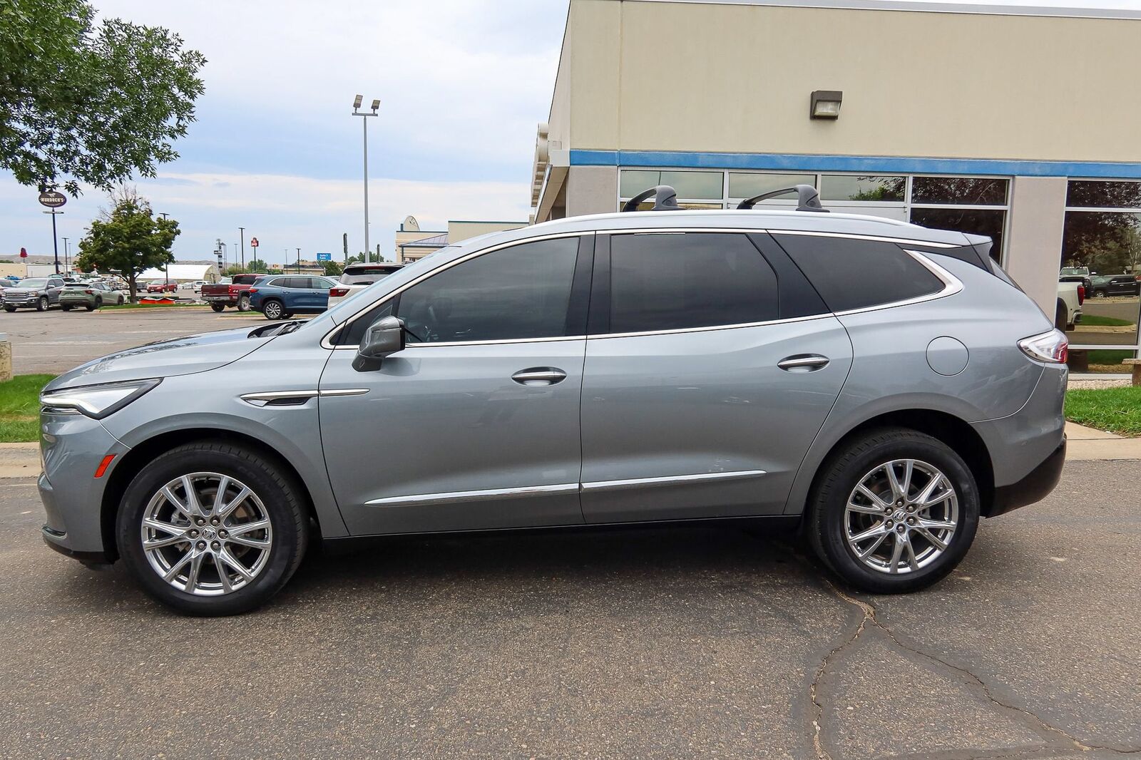 2023 BUICK Enclave