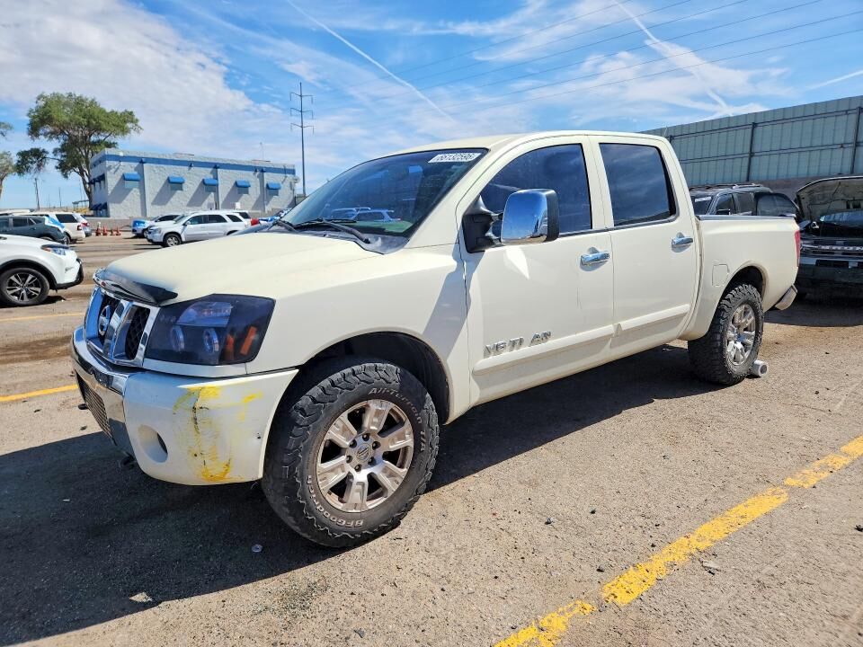 2005 NISSAN Titan