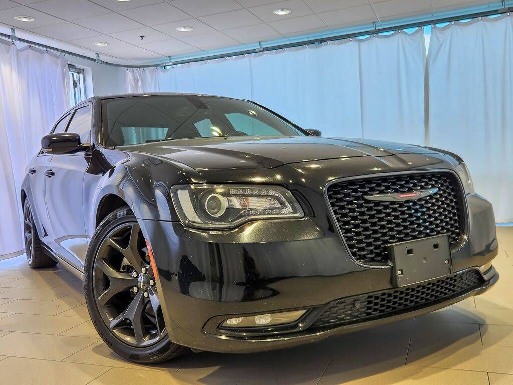 2021 CHRYSLER 300
